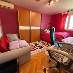 Pinky Life Apartment Split