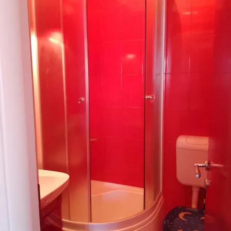 Апартаменти Pinky Life