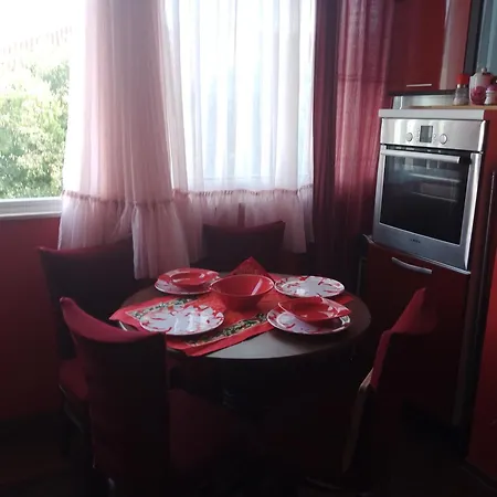 Pinky Life Apartment