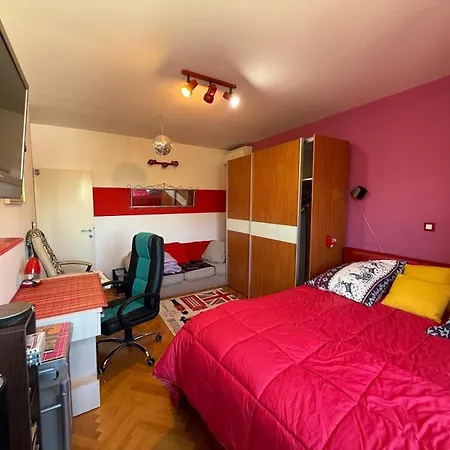 Apartamento Pinky Life Family Only