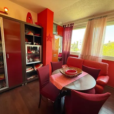 Apartamento Pinky Life Family Only *